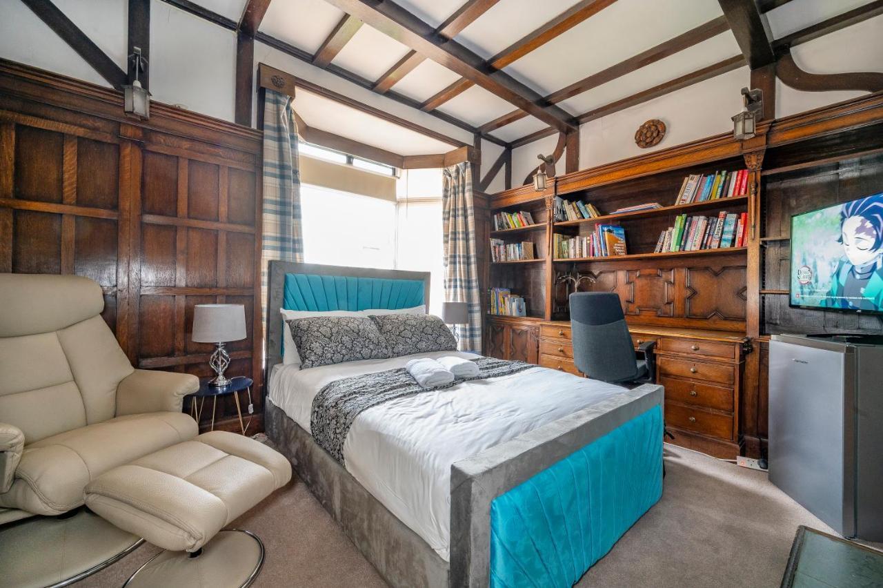*Rg9Bc* For Your Most Relaxed & Cosy Stay + Free Parking + Free Fast Wifi * Leeds  Exterior photo