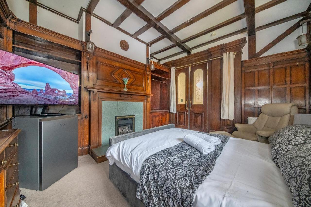 *Rg9Bc* For Your Most Relaxed & Cosy Stay + Free Parking + Free Fast Wifi * Leeds  Exterior photo
